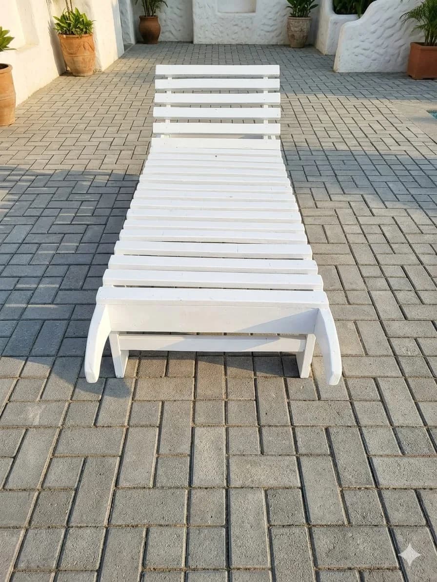 White Sun Lounger