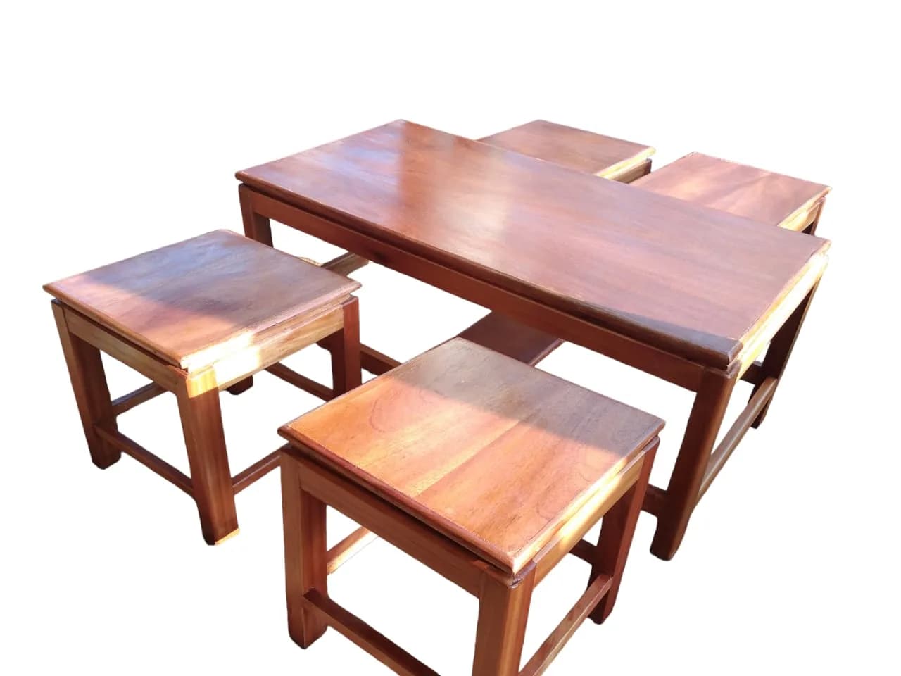 Affordable Brown Coffee Table with 4 Stools