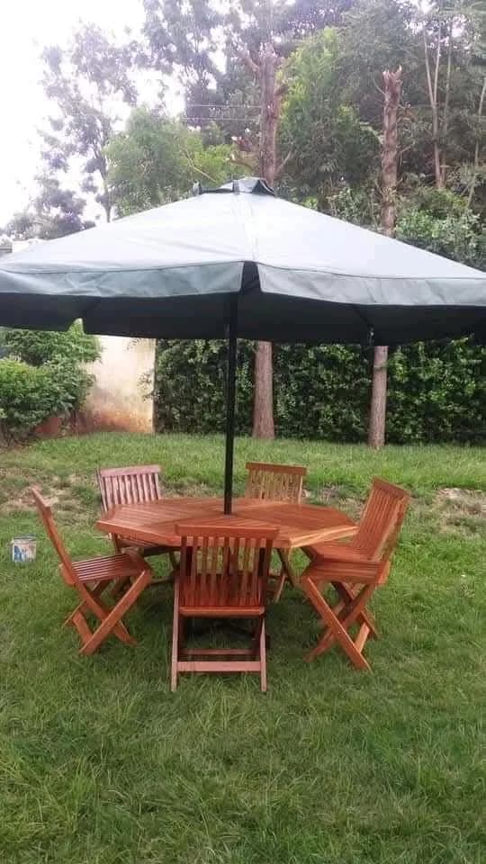 6 seater outdoor set with wooden chairs