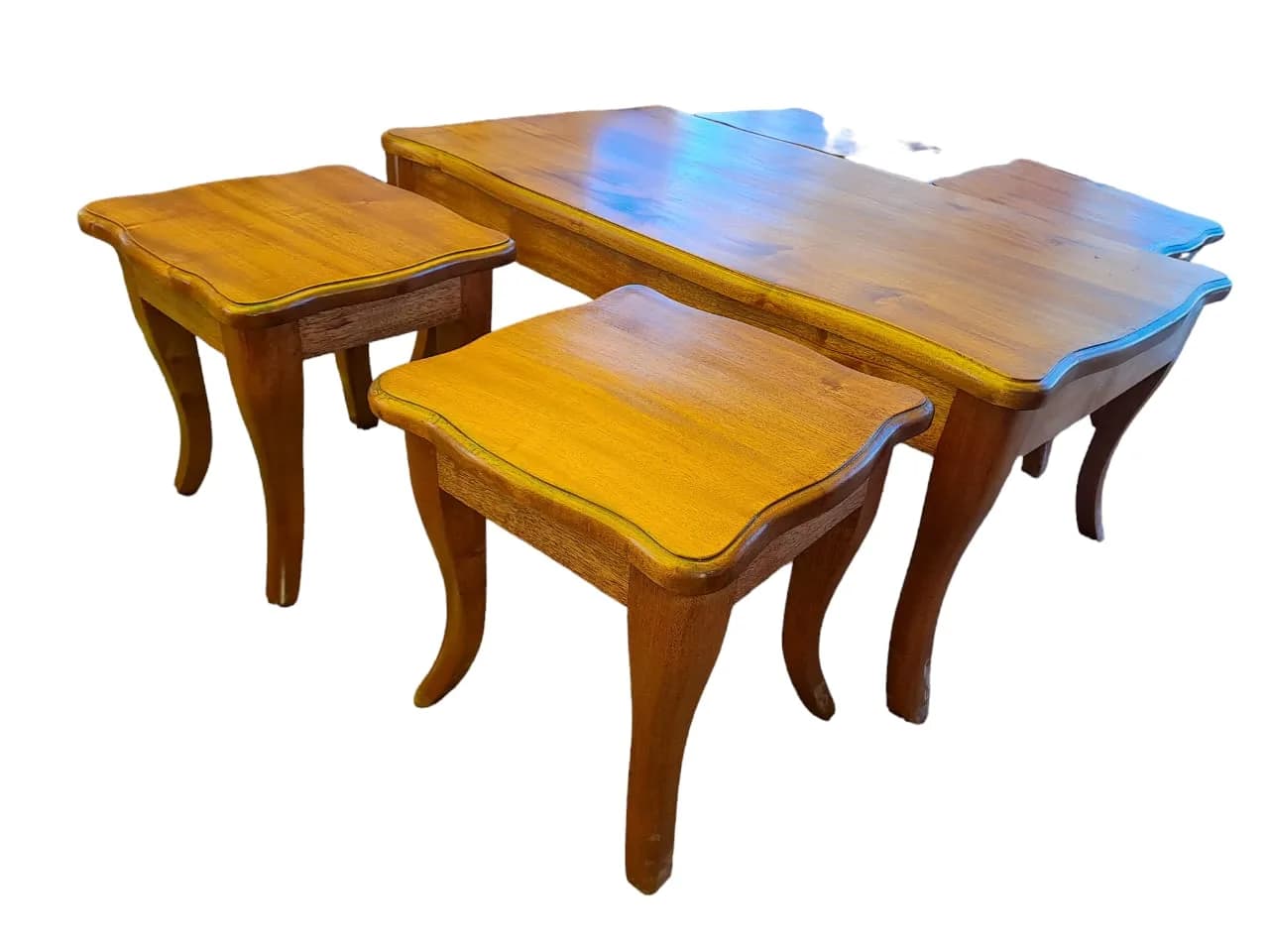 Natural Mahogany Coffee Table Set with 4 Antique-Carved Stools